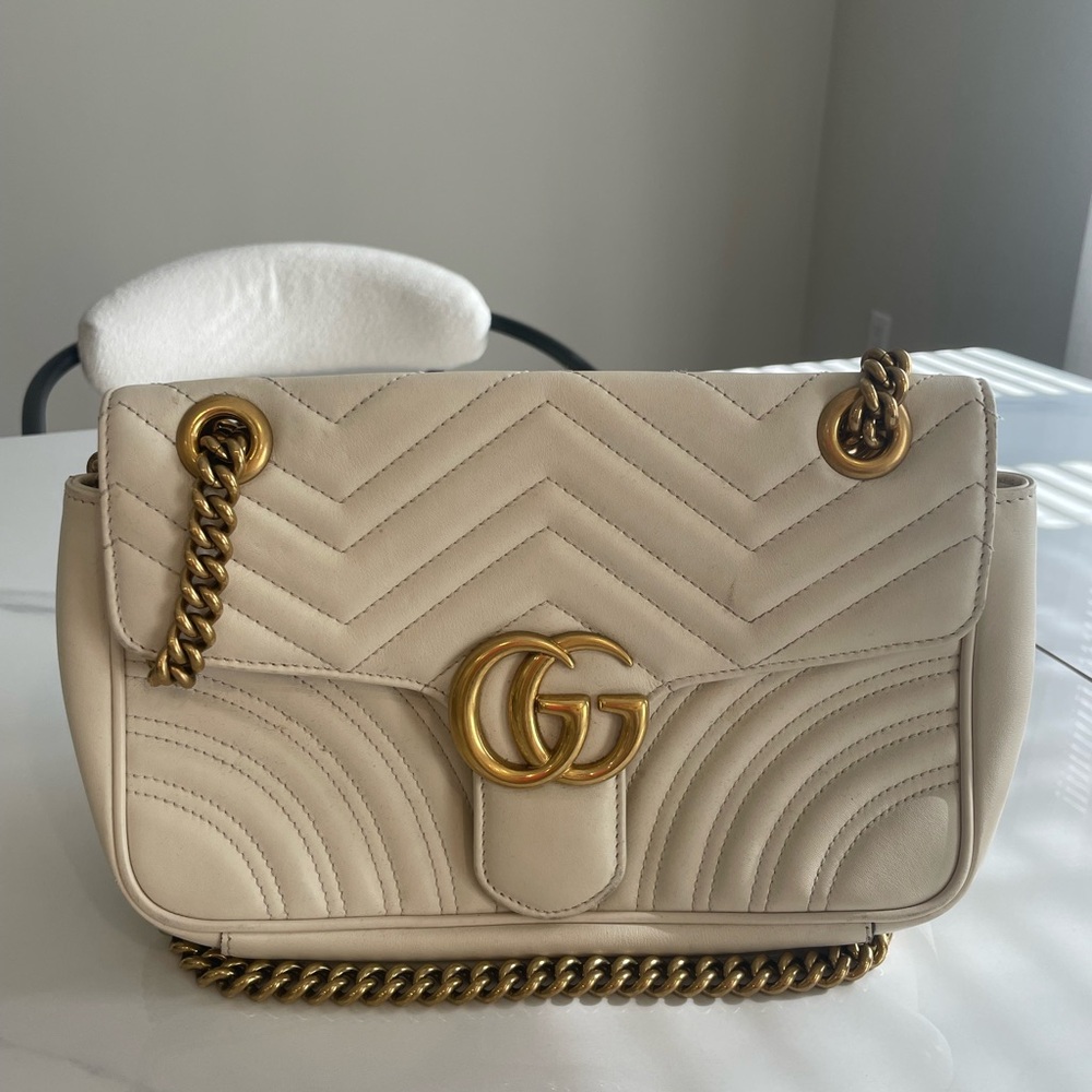 Gucci Cream and Gold Crossbody Bag with Chevron Quilting